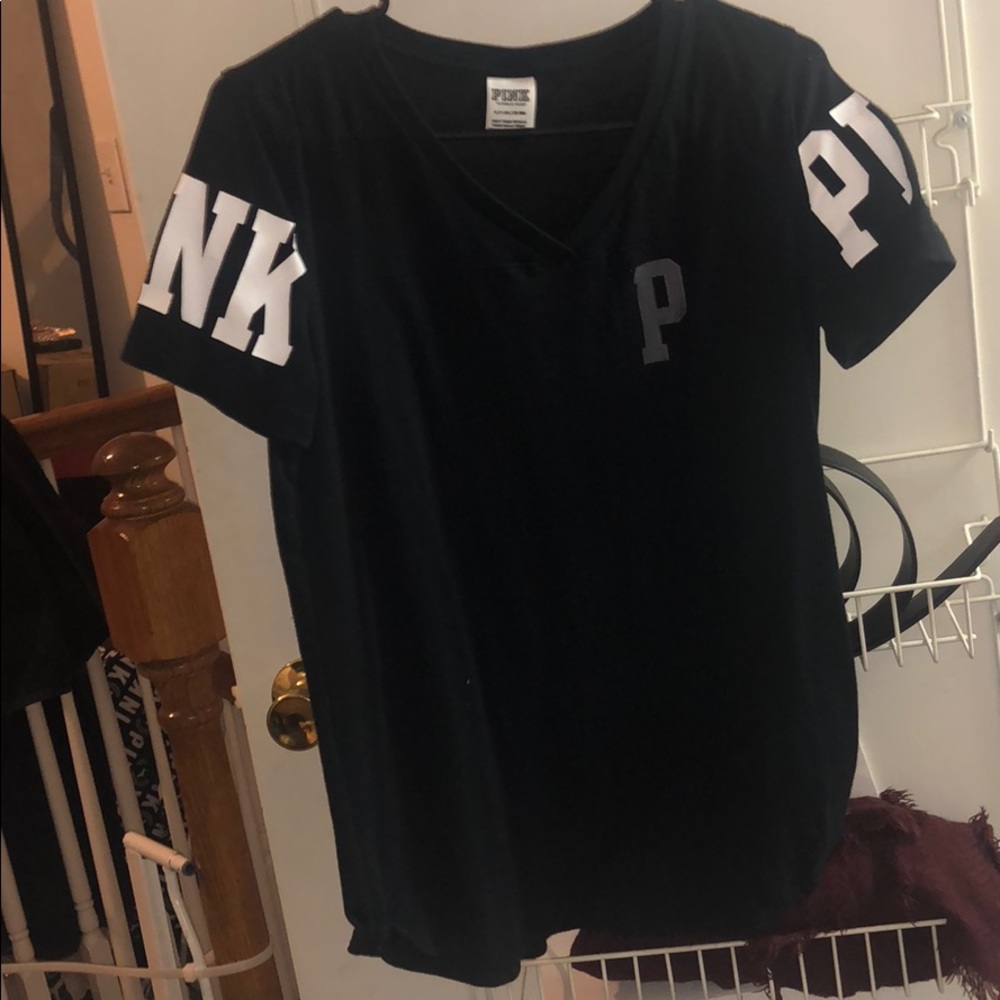 💕Victoria’s Secret pink T-shirt